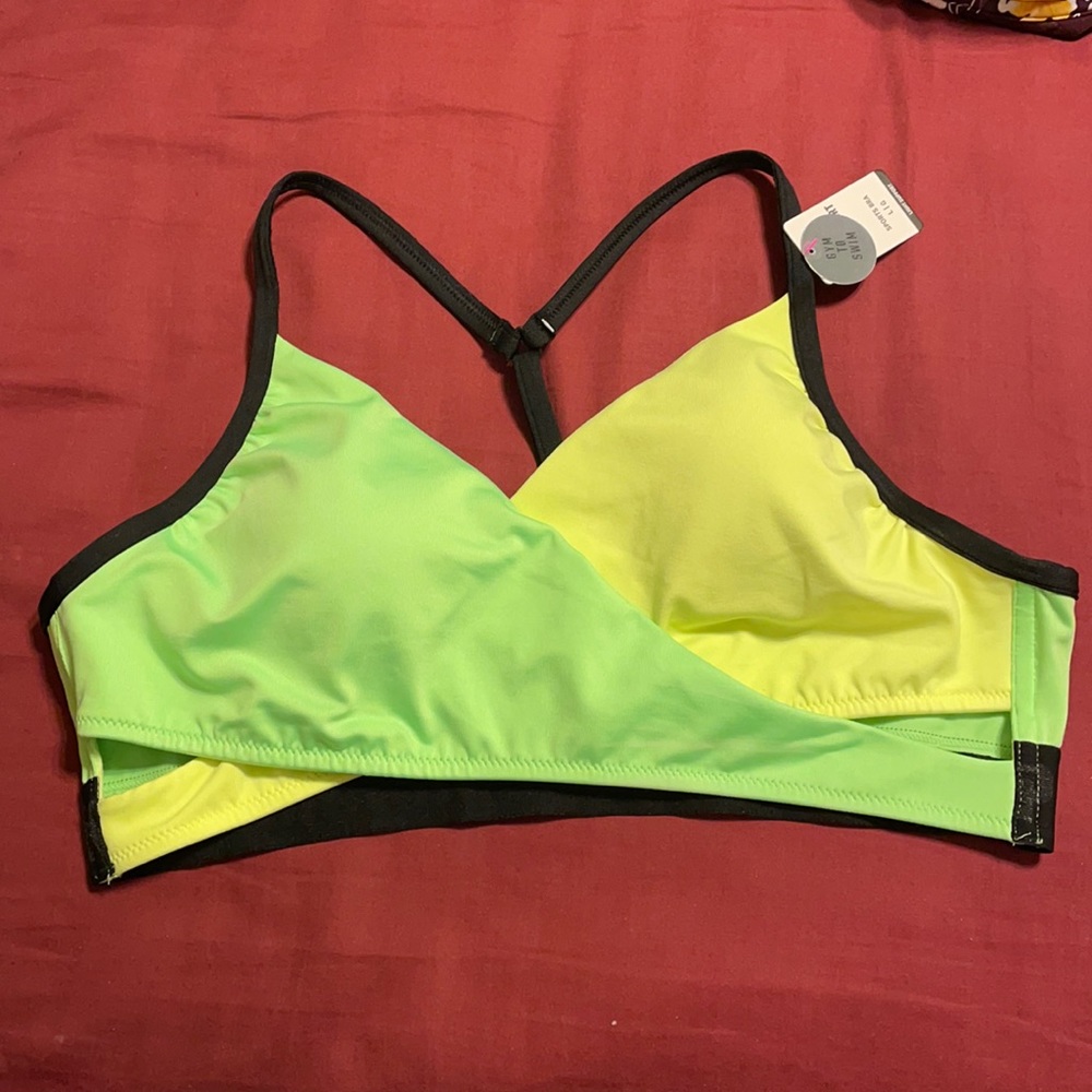 ❤️SOLD❤️ Pink sports bra/swim